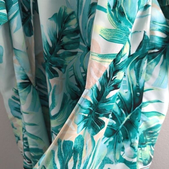Chicos black label green white palm print open front kimono top coverup M/L - Picture 7 of 8